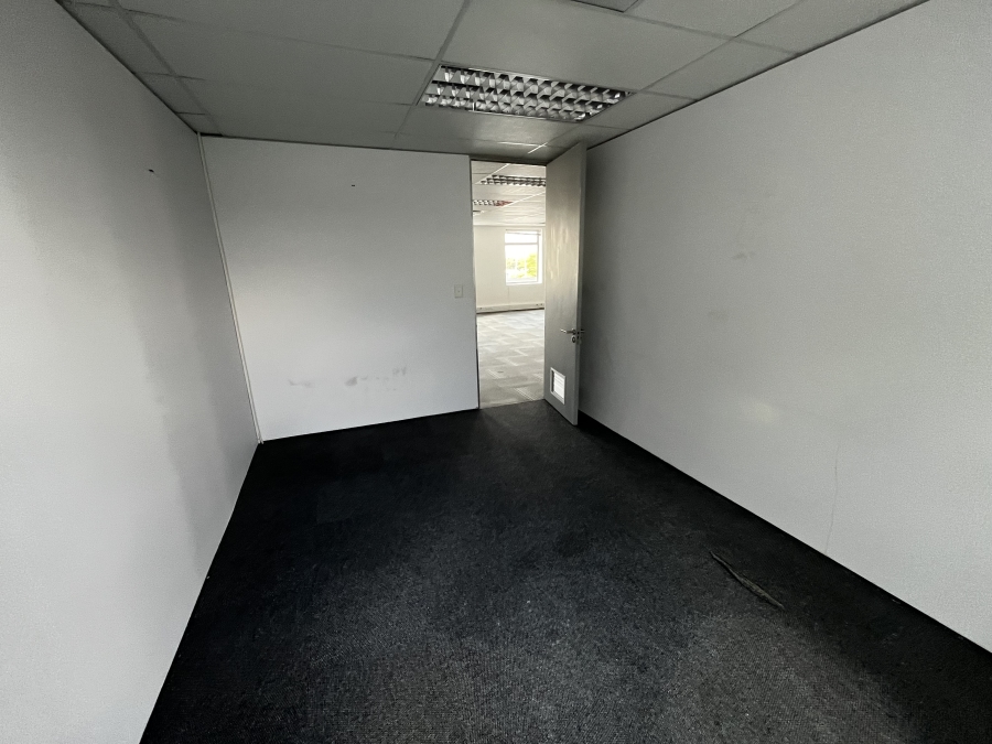 To Let commercial Property for Rent in Bo Oakdale Western Cape